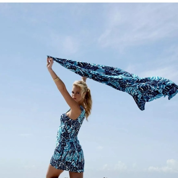 Lilly Pulitzer Lillian Oversized Scarf I'm Game $98 48" x 80" - Picture 1 of 7